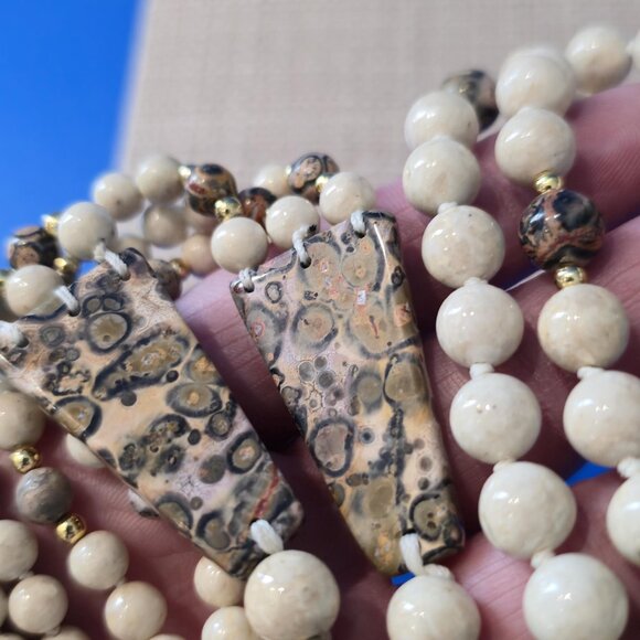 Leopard Skin Jasper Stone Multi-Strand Bib 16 Inch Slip On Necklace B1040 - Picture 6 of 8